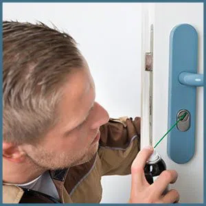 Safe Key Shop West Warwick, RI 401-262-0972 - 4-locksmith-help